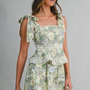 Conjunto de flores verdes